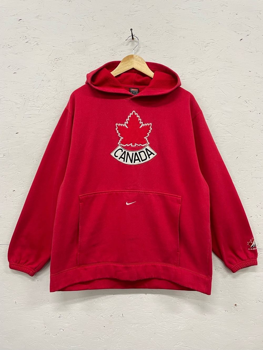 Vintage 90d Nike Team Canada "Center Swoosh" Hockey Pullover Hoodie, Size M, Red